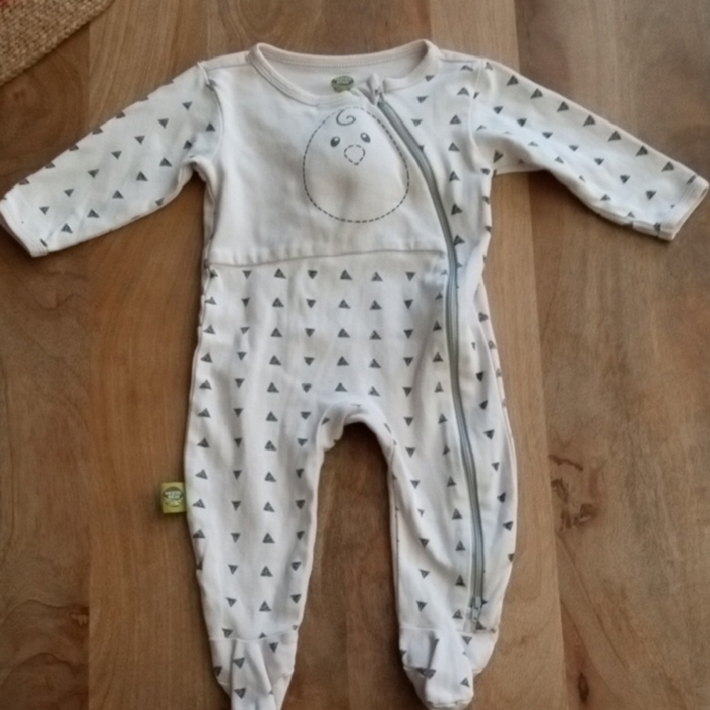 Nested Bean Cream and Gray Baby Footie